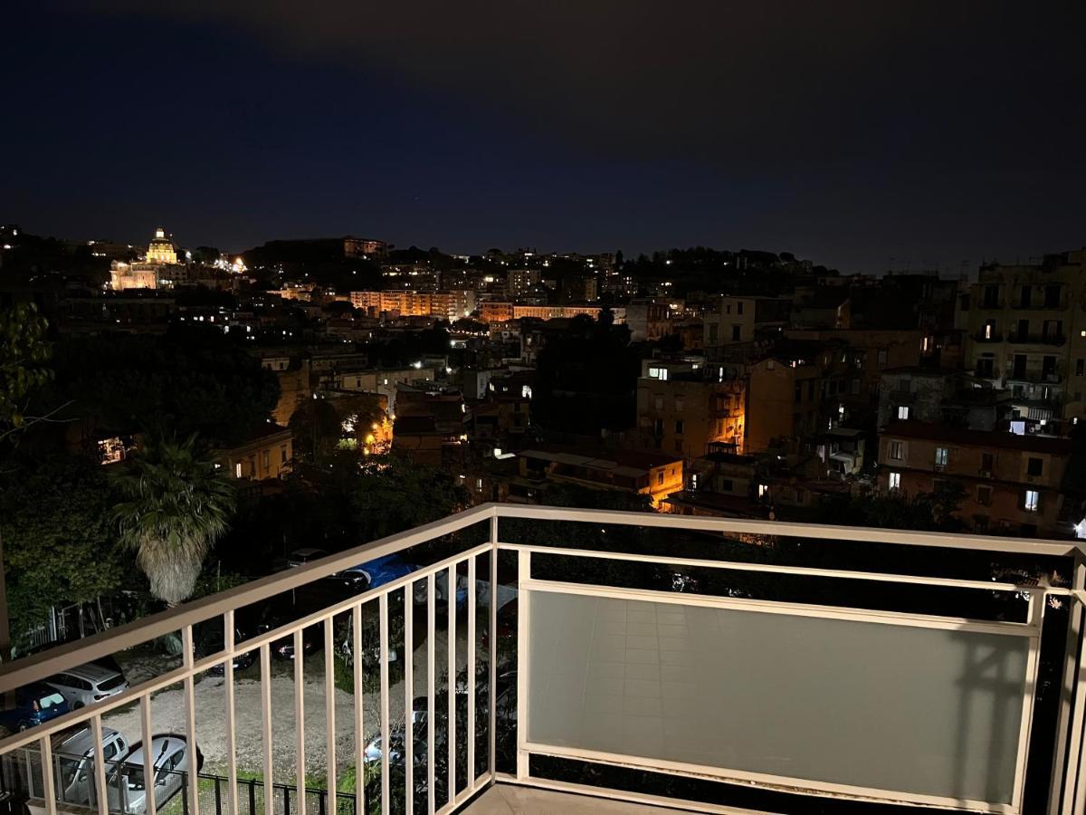 ナポリBalcony Houseアパートメント エクステリア 写真