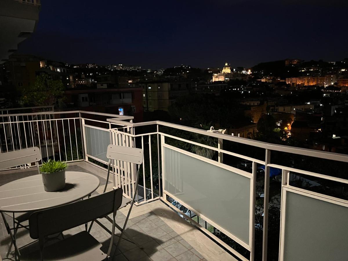 ナポリBalcony Houseアパートメント エクステリア 写真