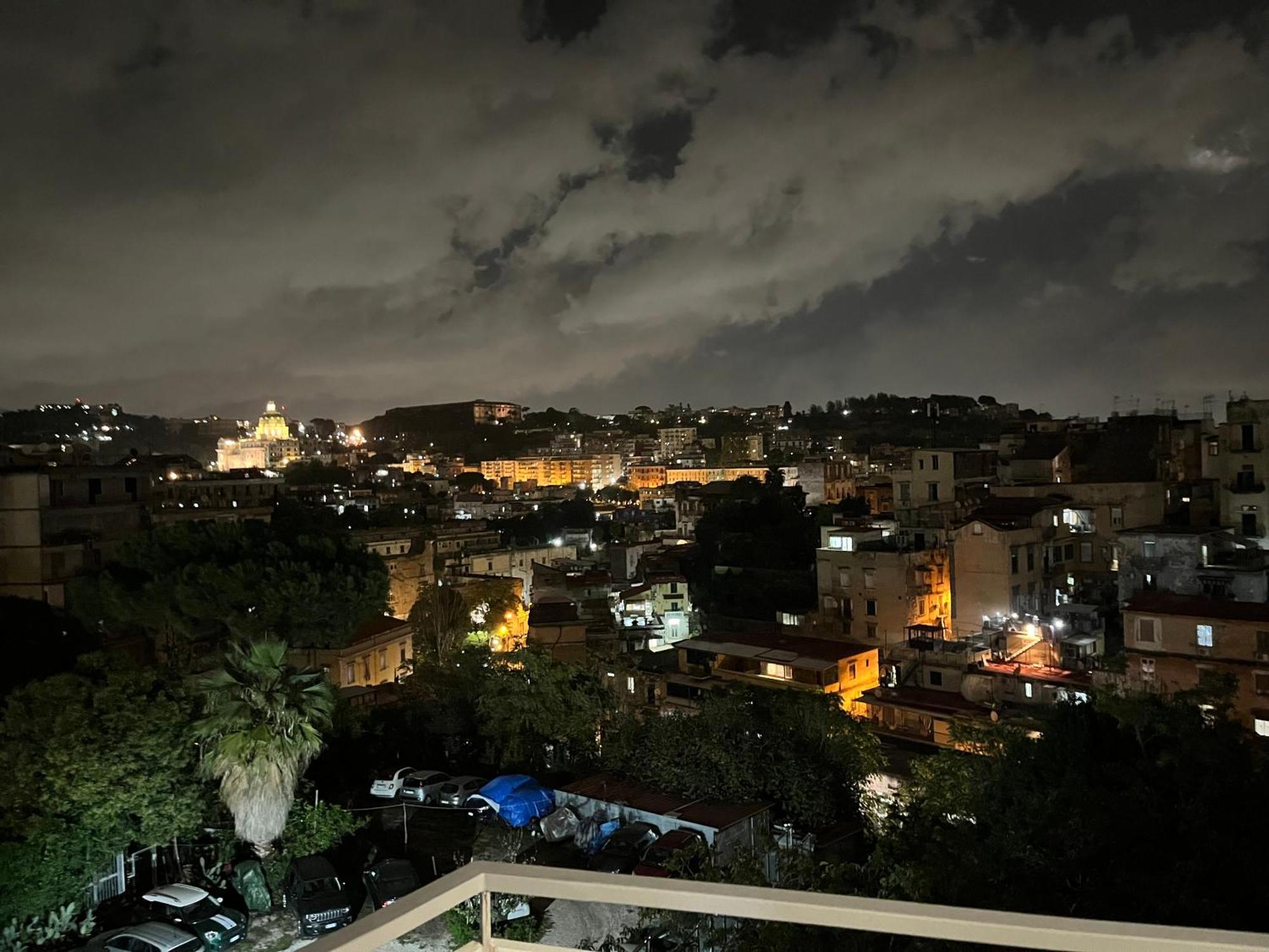 ナポリBalcony Houseアパートメント エクステリア 写真