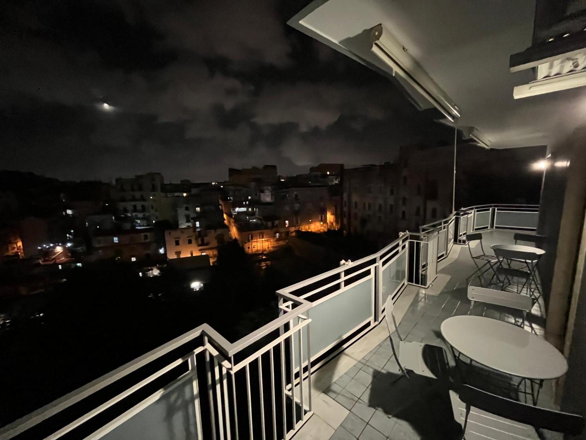 ナポリBalcony Houseアパートメント エクステリア 写真